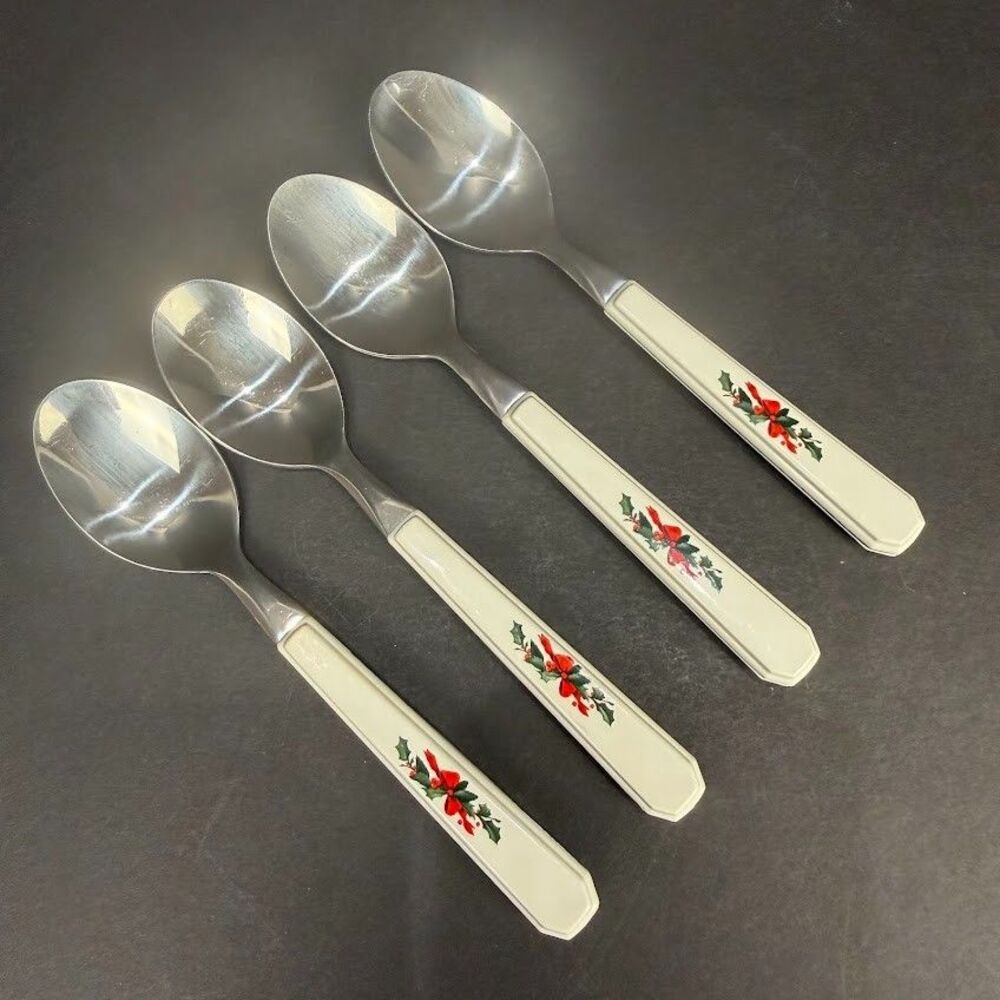 Set of 4 Vintage Pfaltzgraff Christmas Heritage 6 1/2" Teaspoons